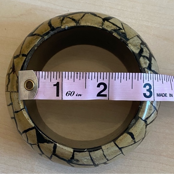 Chunky Acrylic Bangle 1 - Picture 10 of 10